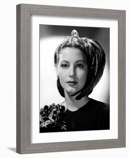 Ava Gardner early 40'S (b/w photo)-null-Framed Photo