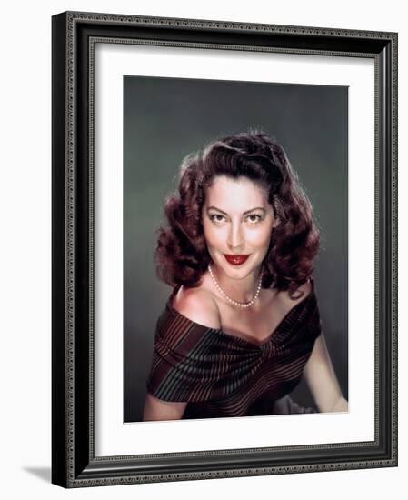 Ava Gardner early 40'S (photo)-null-Framed Photo