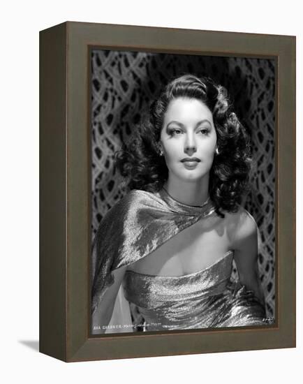 Ava Gardner in the 40's (b/w photo)-null-Framed Stretched Canvas