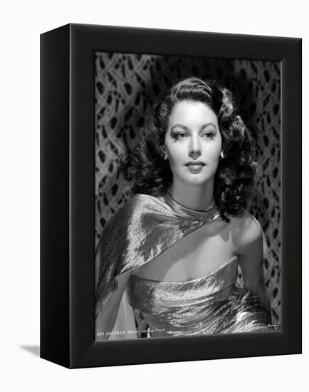 Ava Gardner in the 40's (b/w photo)-null-Framed Stretched Canvas