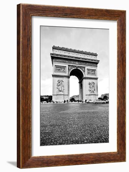 Ave Champs Elysees V-Erin Berzel-Framed Photographic Print