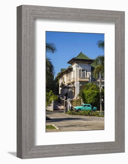 Avenida De Los Presidentes, Vedado, Havana, Cuba-Jon Arnold-Framed Photographic Print