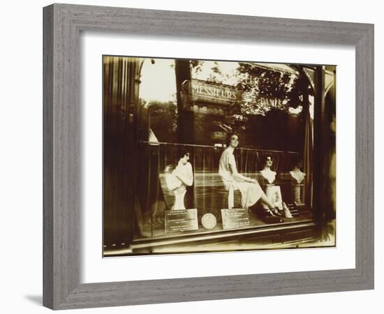 Avenue De L'Observatoire, 1926-Eugene Atget-Framed Giclee Print