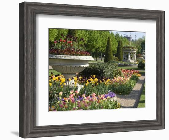 Avenue Gardens, Regent's Park, London, England, United Kingdom, Europe-Ethel Davies-Framed Photographic Print