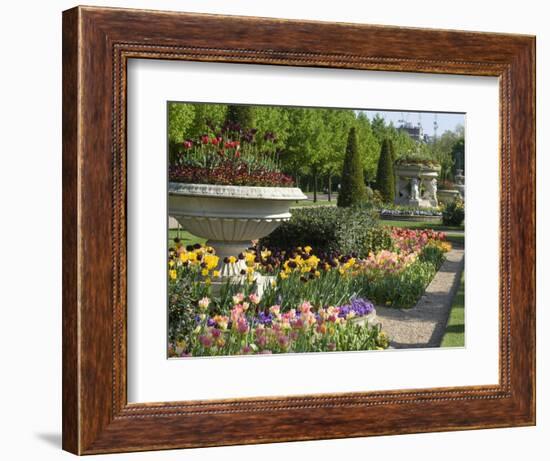 Avenue Gardens, Regent's Park, London, England, United Kingdom, Europe-Ethel Davies-Framed Photographic Print