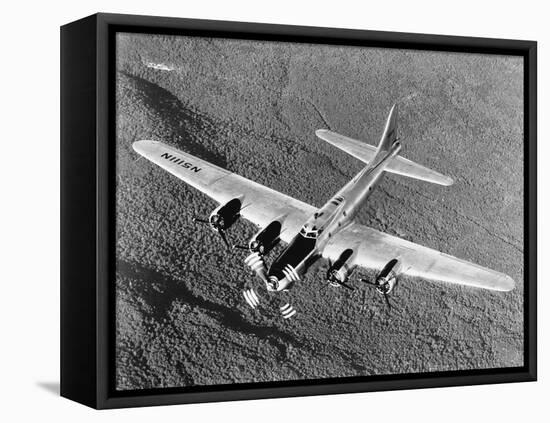 B-17 Flying Fortress in Flight-null-Framed Premier Image Canvas