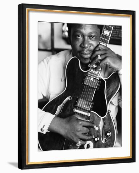 B.B. King-John Shearer-Framed Premium Photographic Print