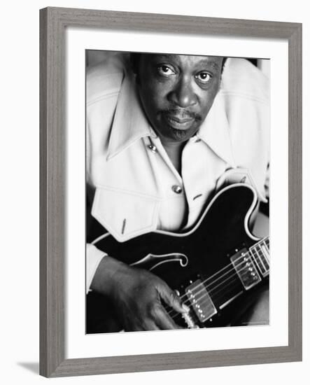 B.B. King-John Shearer-Framed Premium Photographic Print