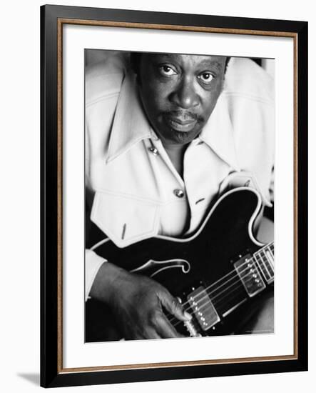 B.B. King-John Shearer-Framed Premium Photographic Print