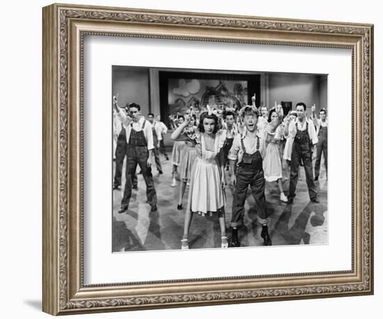 Babes on Broadway, 1941-null-Framed Photographic Print