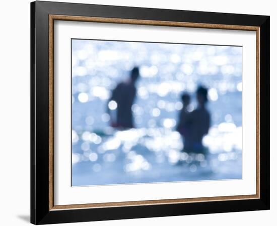 Baby Boom-Cristina Salas Mendoza-Framed Photographic Print