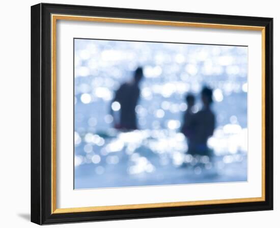 Baby Boom-Cristina Salas Mendoza-Framed Photographic Print