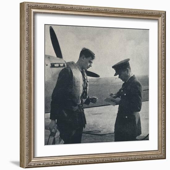 'Back', 1941-Cecil Beaton-Framed Photographic Print