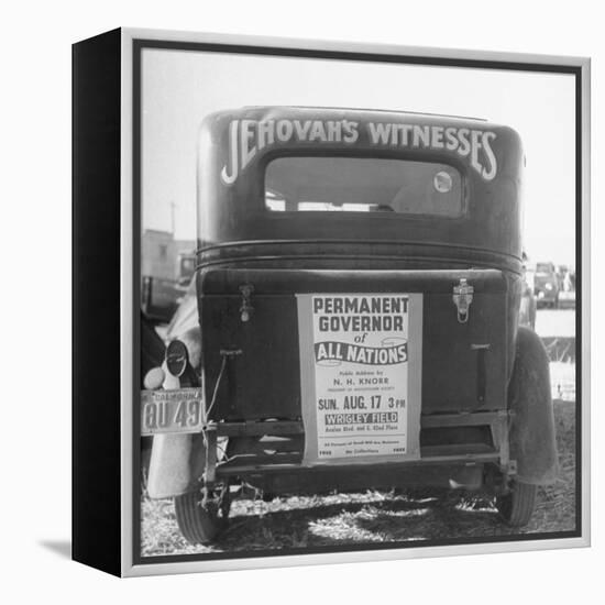 Back of Car Advertising for Jehovah's Witnesses' Activities at Wrigley Field-Loomis Dean-Framed Premier Image Canvas