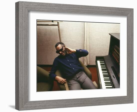 Backstage, Glen Campbell's Goodtime Hour TV Show, 1970-null-Framed Photo