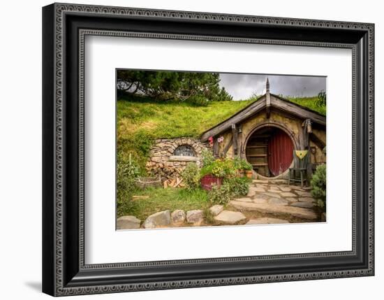 Baggin Hobbit Home New Zealand-null-Framed Premium Giclee Print