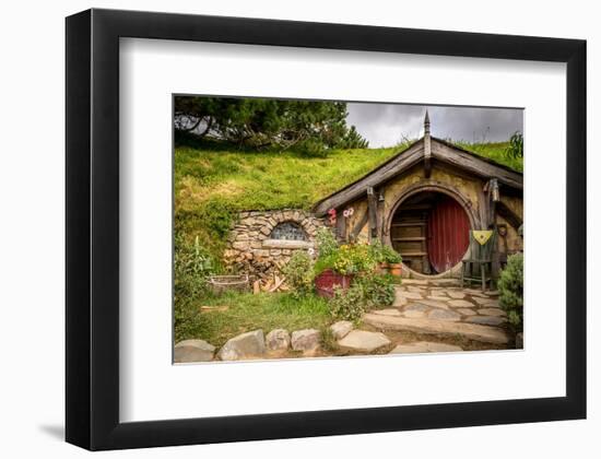 Baggin Hobbit Home New Zealand-null-Framed Premium Giclee Print