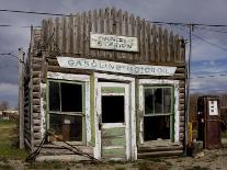 Ruins of Gas Station, Pinedale, Wyoming, United States of America, North America-Balan Madhavan-Photographic Print