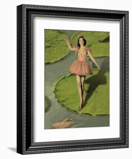 Ballerina-J Hovenstine Studios-Framed Giclee Print