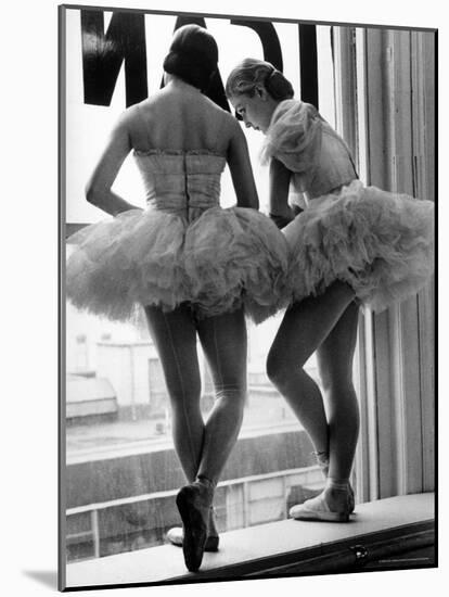 Ballerinas on Window Sill in Rehearsal Room at George Balanchine's School of American Ballet-Alfred Eisenstaedt-Mounted Photographic Print