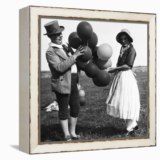 Ballon Sellers-null-Framed Premier Image Canvas