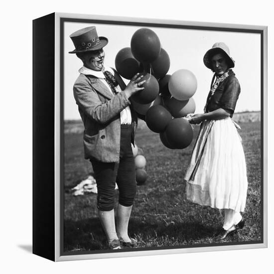 Ballon Sellers-null-Framed Premier Image Canvas