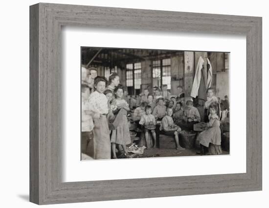 Baltimore, Maryland, July 1909-Lewis Wickes Hine-Framed Photographic Print