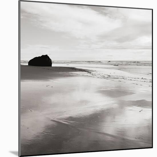 Bandon Beach Oregon I Crop-Alan Majchrowicz-Mounted Photographic Print