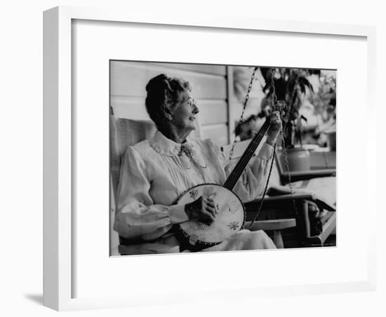 Banjo Player Aunt Samanthey-Robert W^ Kelley-Framed Photographic Print