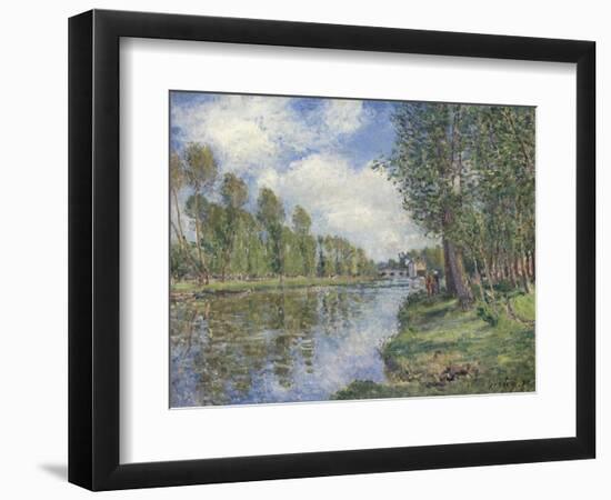 Banks of the Loing River, 1885 (Oil on Canvas)-Alfred Sisley-Framed Giclee Print