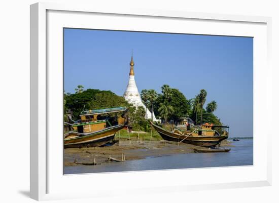 Banks of the River Salouen (Thanlwin), Mawlamyine (Moulmein), Myanmar (Burma), Asia-Nathalie Cuvelier-Framed Photographic Print