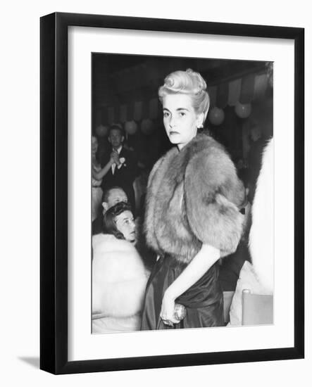 Barbara Hutton, Countess Von Haugwitz-Reventlow, in Palm Beach, Jan. 19, 1940-null-Framed Photo