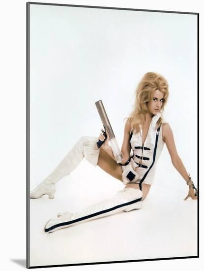 BARBARELLA, 1967 directed by ROGER VADIM Jane Fonda (photo)-null-Mounted Photo