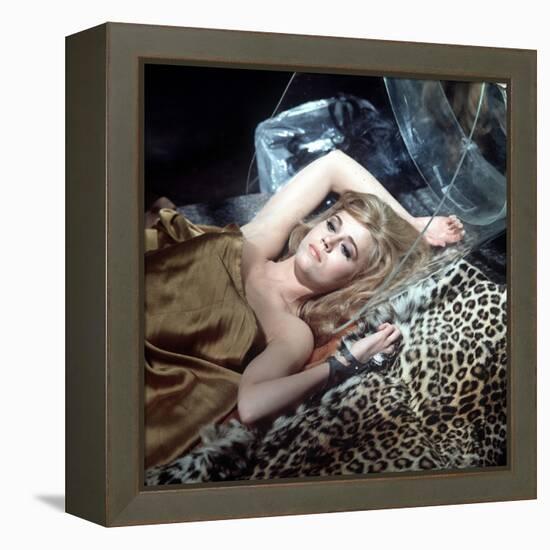 BARBARELLA, 1967 directed by ROGER VADIM Jane Fonda (photo)-null-Framed Stretched Canvas