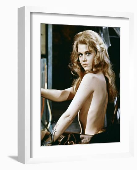 BARBARELLA, 1967 directed by ROGER VADIM Jane Fonda (photo)-null-Framed Photo