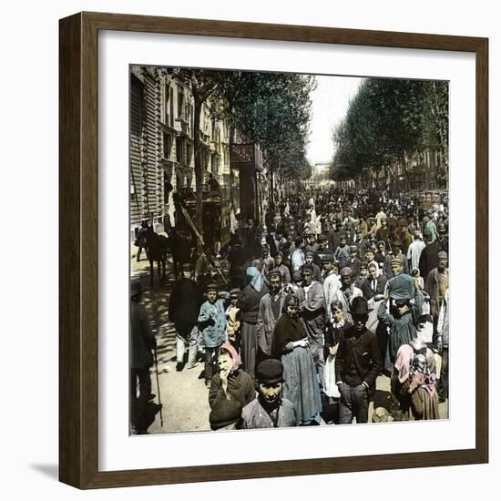 Barcelona (Spain), La Rambla Del Estudientes-Leon, Levy et Fils-Framed Photographic Print