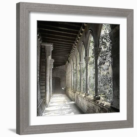 Barcelona (Spain), the Cloister of Saint Anne's Church-Leon, Levy et Fils-Framed Photographic Print