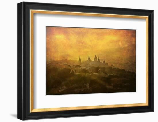 Barcelona-Viviane Fedieu Daniel-Framed Photographic Print