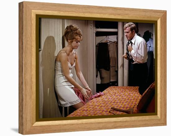 BAREFOOT IN THE PARK, 1967 directed by GENE SACHS Jane Fonda and Robert Redford (photo)-null-Framed Stretched Canvas