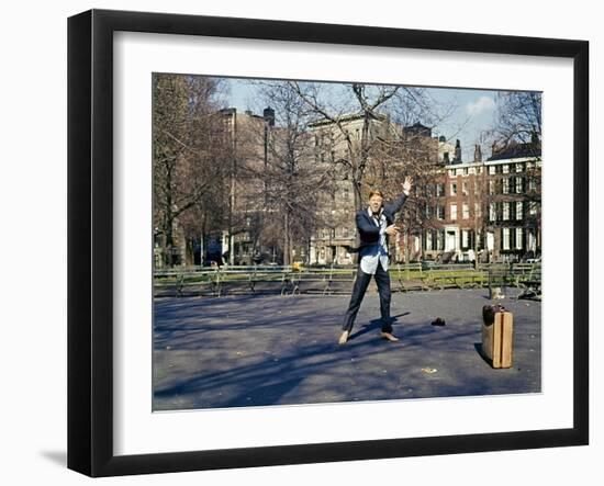 BAREFOOT IN THE PARK, 1967 directed by GENE SACHS Robert Redford (photo)-null-Framed Photo