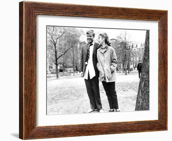 Barefoot in the Park, Robert Redford, Jane Fonda, 1967-null-Framed Photo