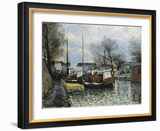 Barges on Canal Saint Martin, 1870-Alfred Sisley-Framed Giclee Print