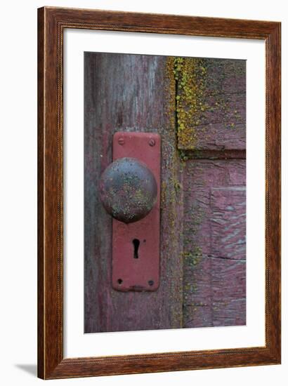 Barn Door-Erin Berzel-Framed Photographic Print