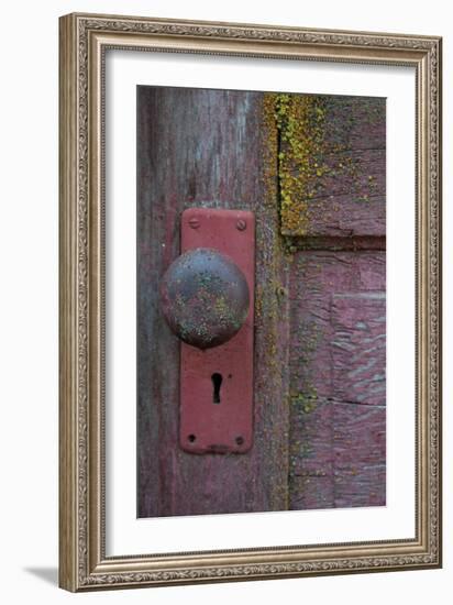 Barn Door-Erin Berzel-Framed Photographic Print