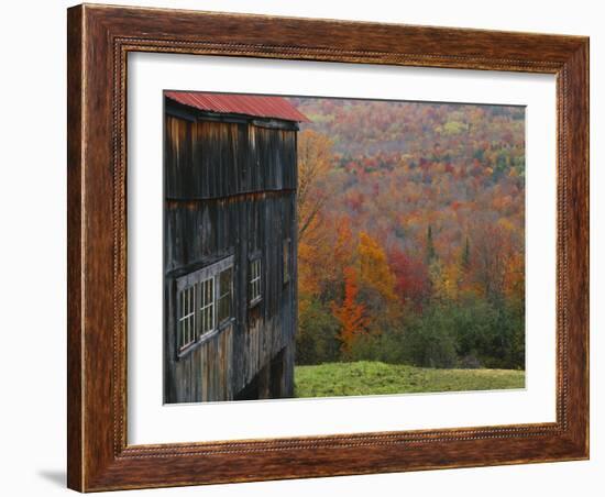 Barn Near Lush Hill, North Landgrove, Green Mountains, Vermont, USA-Scott T. Smith-Framed Photographic Print