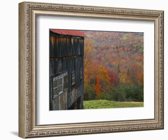 Barn Near Lush Hill, North Landgrove, Green Mountains, Vermont, USA-Scott T. Smith-Framed Photographic Print