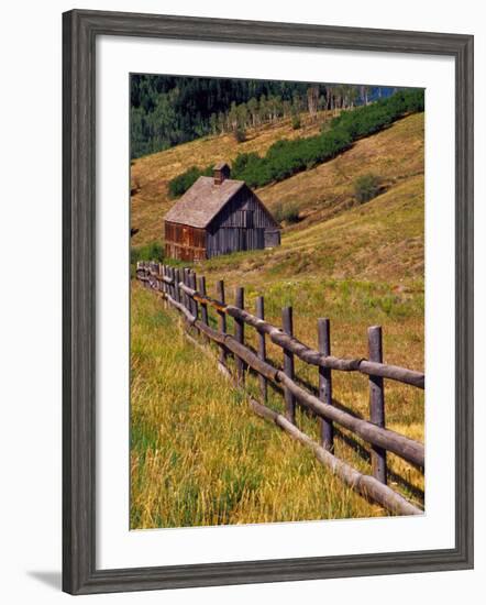 Barn on Last Dollar Road near Telluride, Colorado, USA-Julie Eggers-Framed Photographic Print