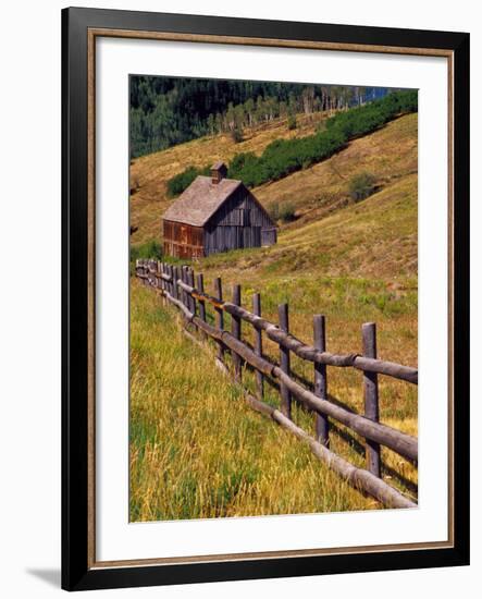 Barn on Last Dollar Road near Telluride, Colorado, USA-Julie Eggers-Framed Photographic Print