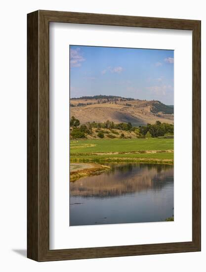 Barn Quilts Trail, Ellensburg, Washington State, USA. Barns-Jolly Sienda-Framed Photographic Print