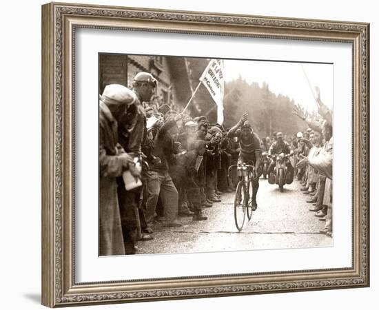 Bartali Wins-Presse ’E Sports-Framed Photographic Print